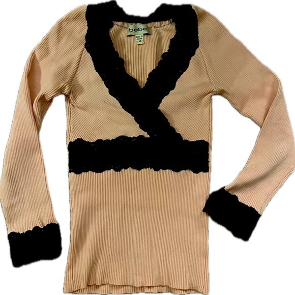 Bebe top 78% silk, 22% spandex - Picture 1 of 1